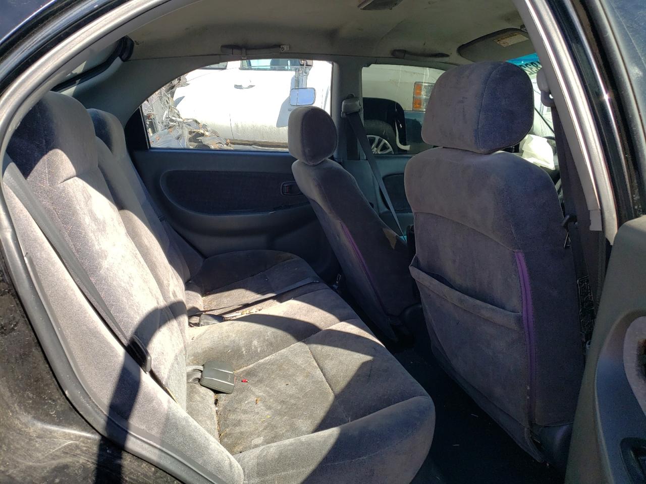 Photo 6 from auction – 2003 KIA SPECTRA with VIN KNAFB161535124506