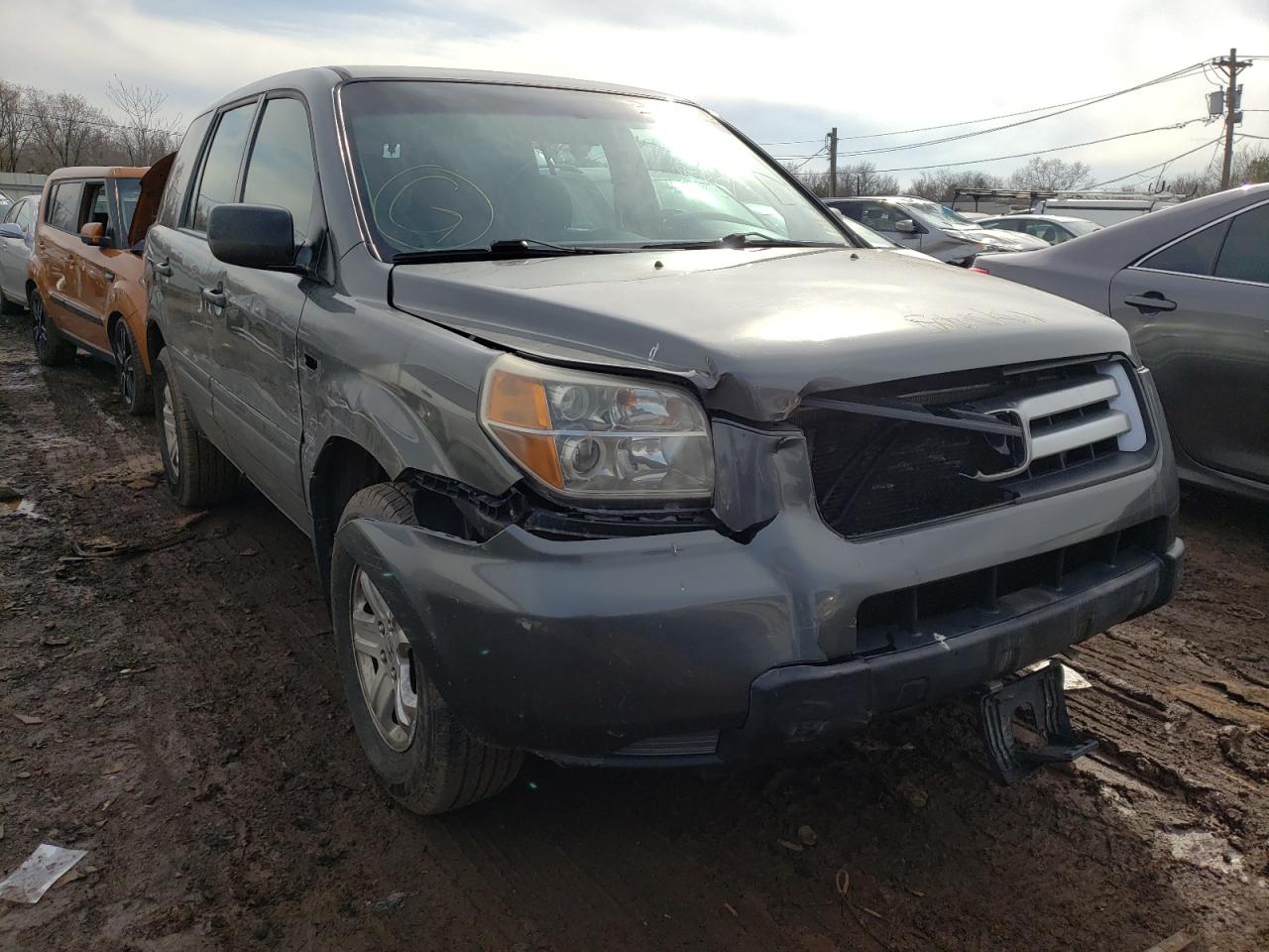 HONDA PILOT LX 2007 with VIN 2HKYF18167H527574 - Photo from auction