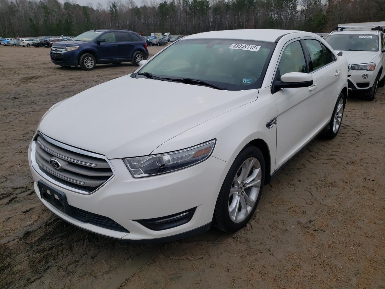 Photo 2 from auction – 2013 FORD TAURUS SEL with VIN 1FAHP2E83DG140068