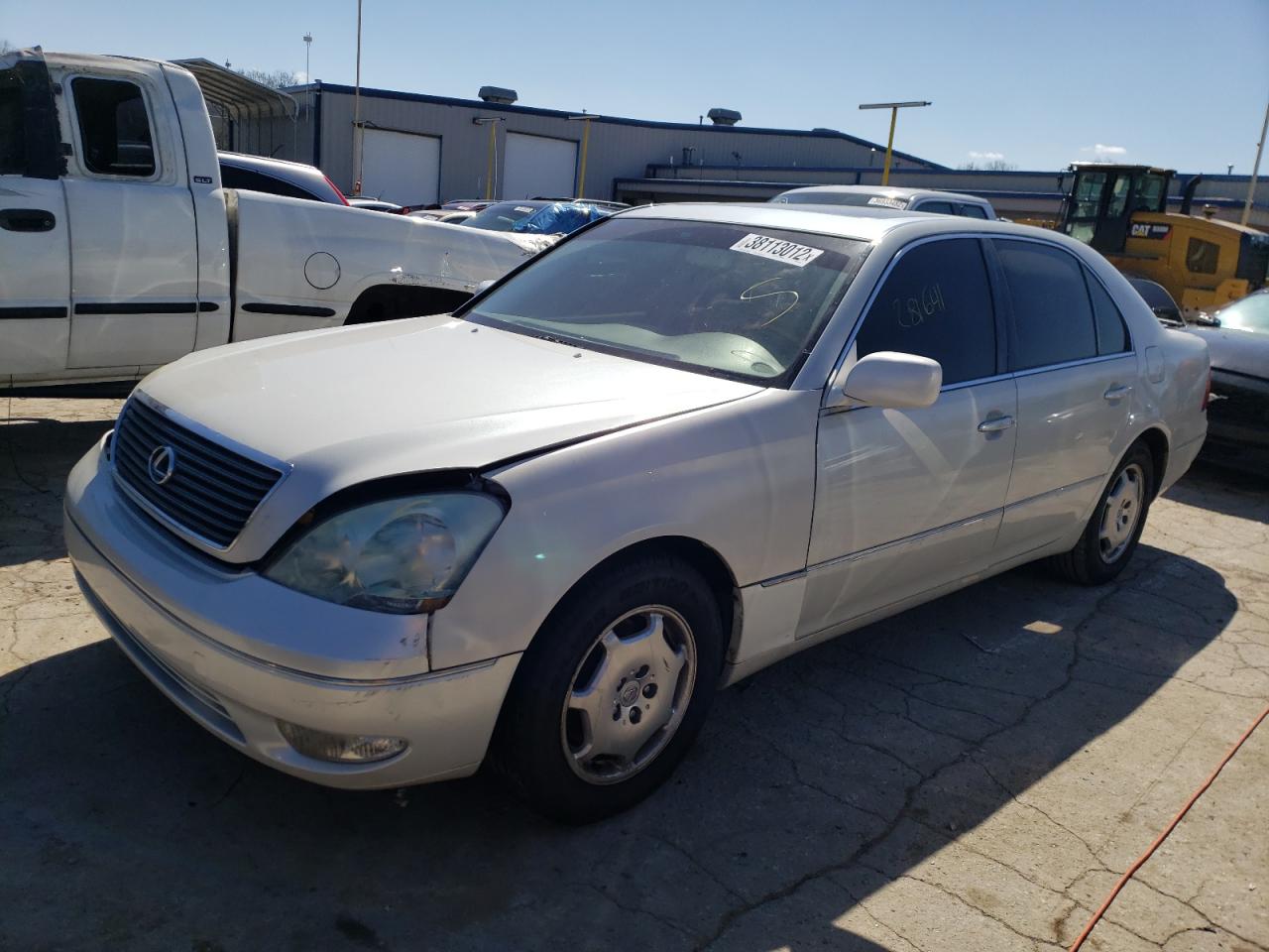 Photo 2 from auction – 2002 LEXUS LS 430 with VIN JTHBN30F420091811