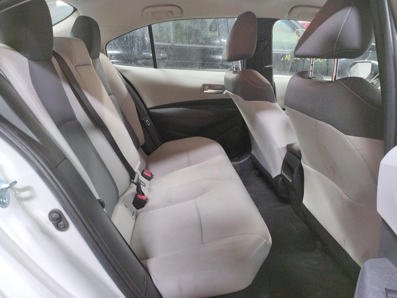 Photo 6 from auction – 2021 TOYOTA COROLLA LE with VIN JTDEAMDE2MJ024252