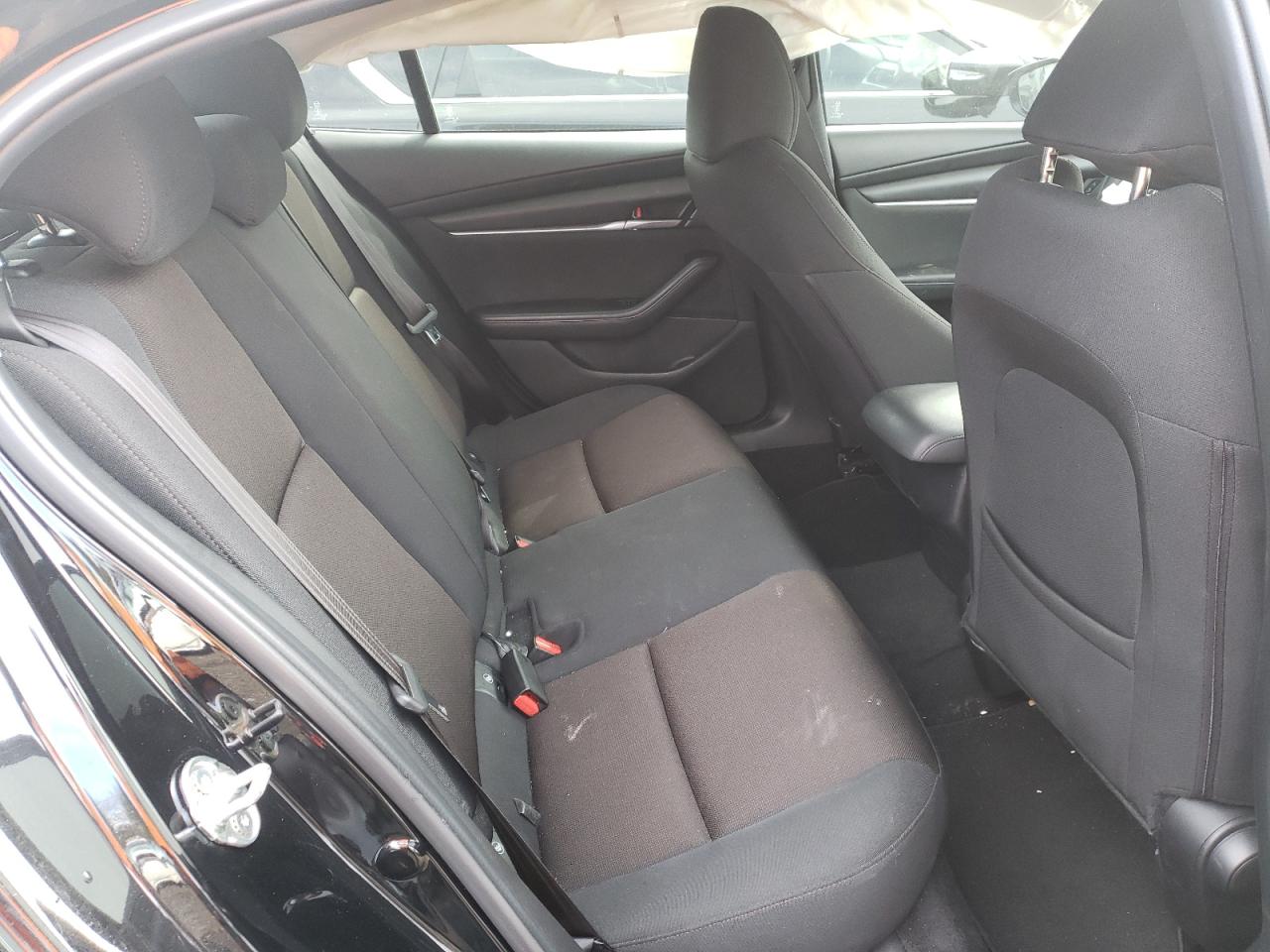 Photo 6 from auction – 2021 MAZDA 3 with VIN JM1BPAA78M1330491