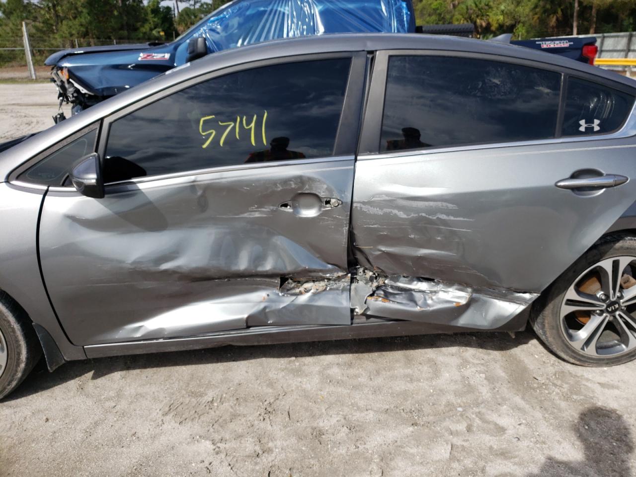 Photo 9 from auction – 2016 KIA FORTE EX with VIN KNAFX4A86G5553120