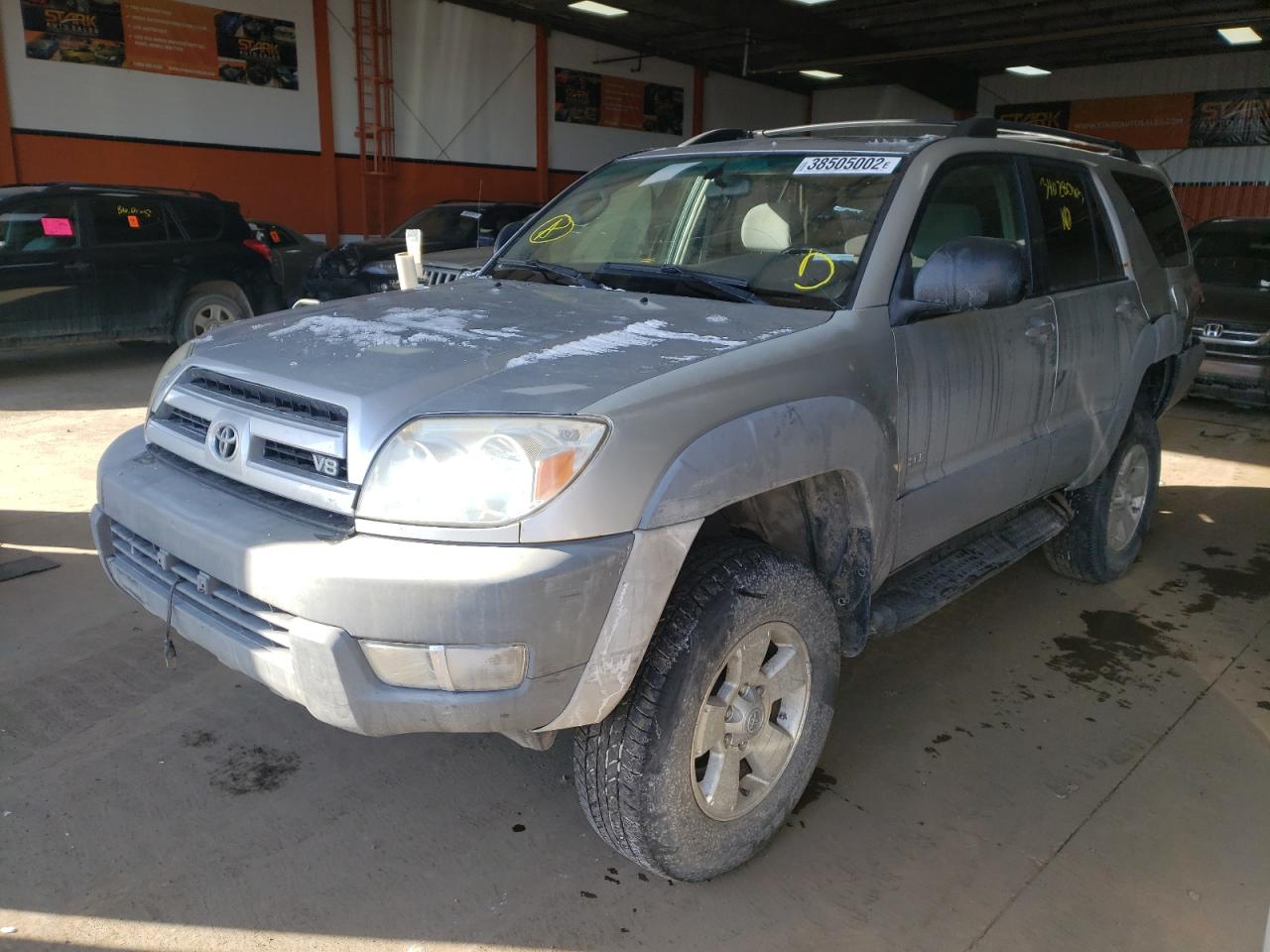 Photo 2 from auction – 2003 TOYOTA 4RUNNER SR with VIN JTEBT14R330001075