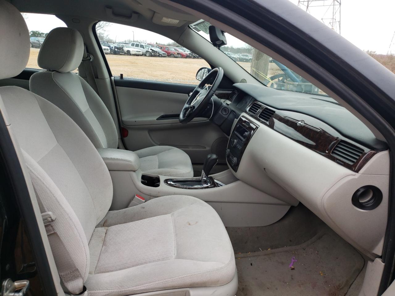 Photo 5 from auction – 2012 CHEVROLET IMPALA LT with VIN 2G1WB5E35C1110127