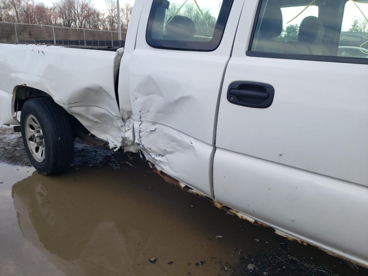 Photo 9 from auction – 2007 GMC NEW SIERRA with VIN 1GTEC19V57Z193690