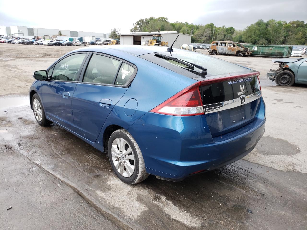 Photo 3 from auction – 2013 HONDA INSIGHT EX with VIN JHMZE2H70DS004192