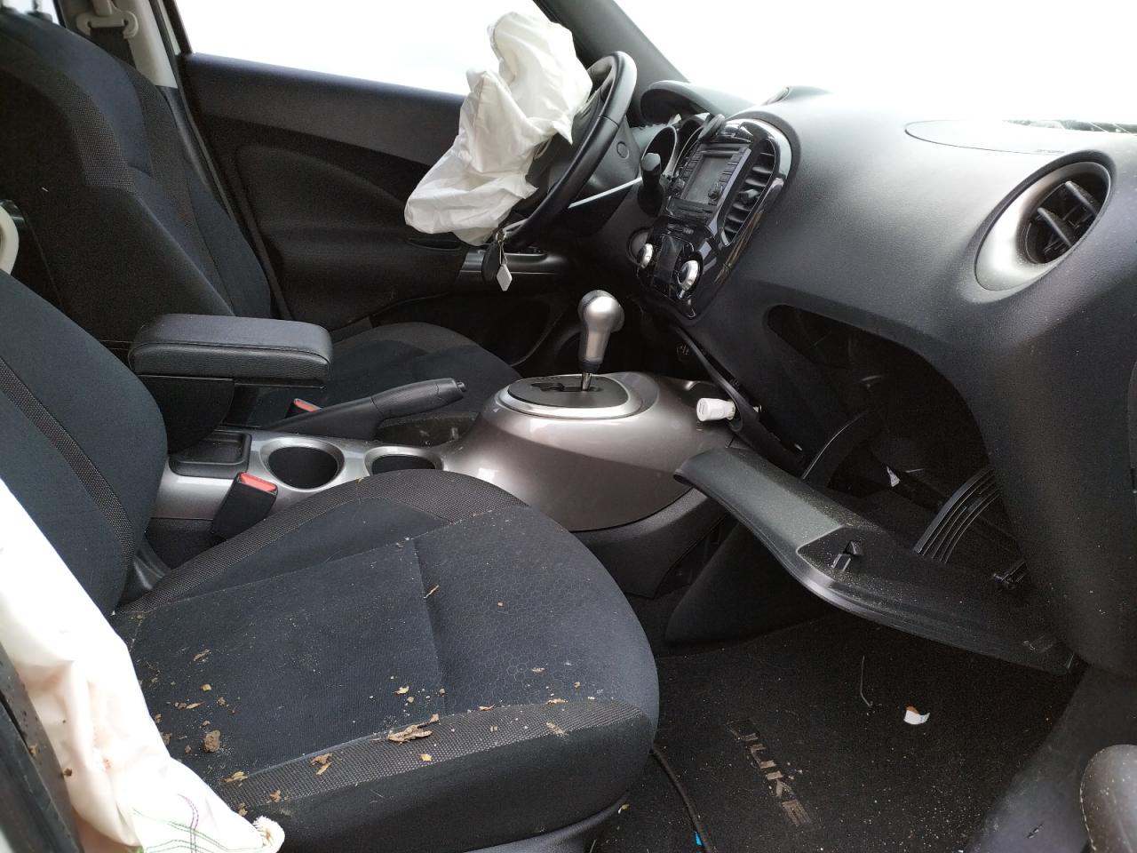 Photo 5 from auction – 2012 NISSAN JUKE S with VIN JN8AF5MV0CT117350