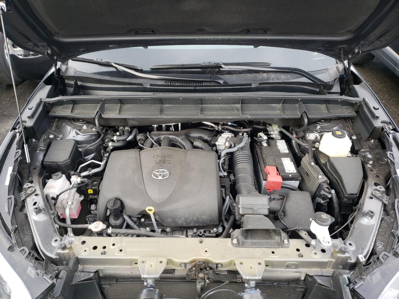Photo 7 from auction – 2021 TOYOTA HIGHLANDER with VIN 5TDHZRBH1MS523661
