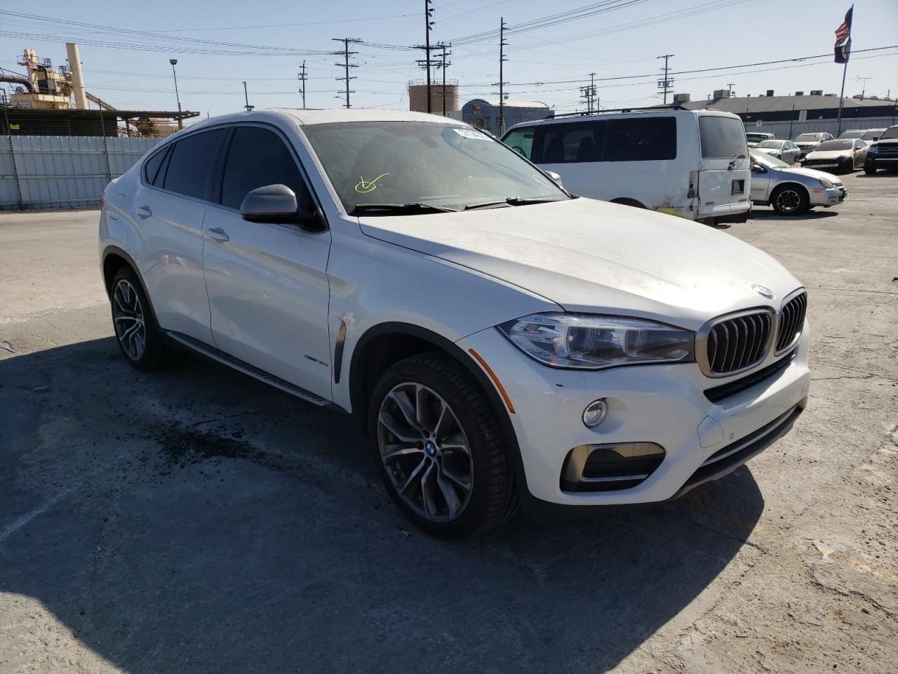 BMW X6 SDRIVE3 2016 with VIN 5UXKU0C5XG0F92569 - Photo from auction