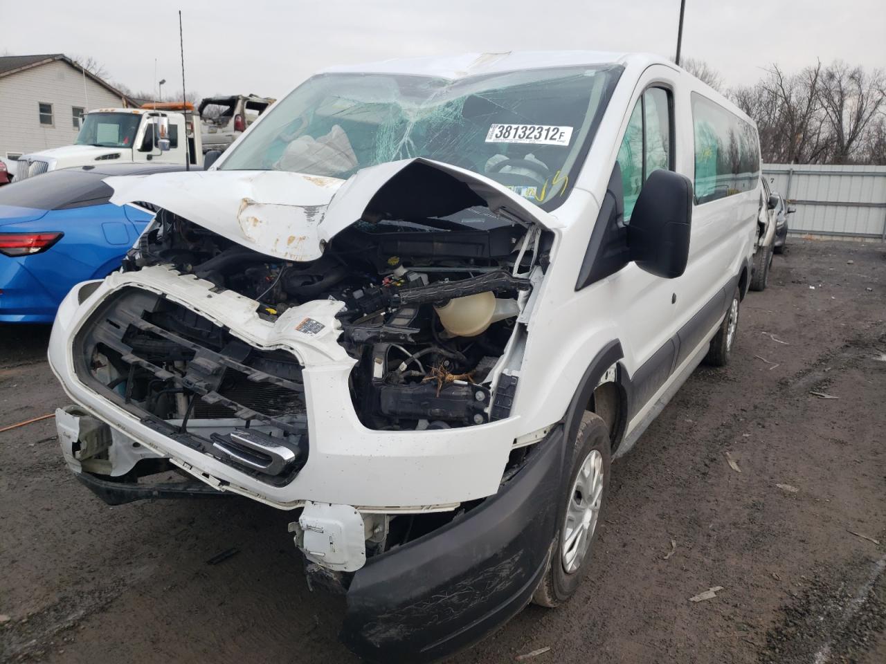 Photo 2 from auction – 2019 FORD TRANSIT T- with VIN 1FBZX2ZM2KKA05488
