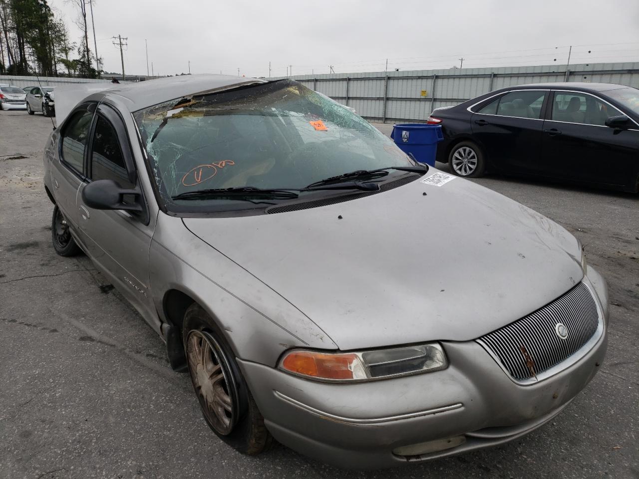 CHRYSLER CIRRUS LXI 1998 with VIN 1C3EJ56H1WN337810 - Photo from auction