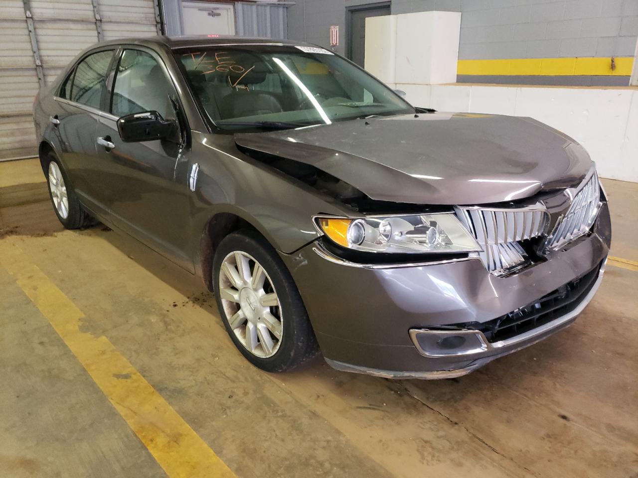 Фото 9 с аукциона – 2010 LINCOLN MKZ с VIN 3LNHL2GC5AR640384