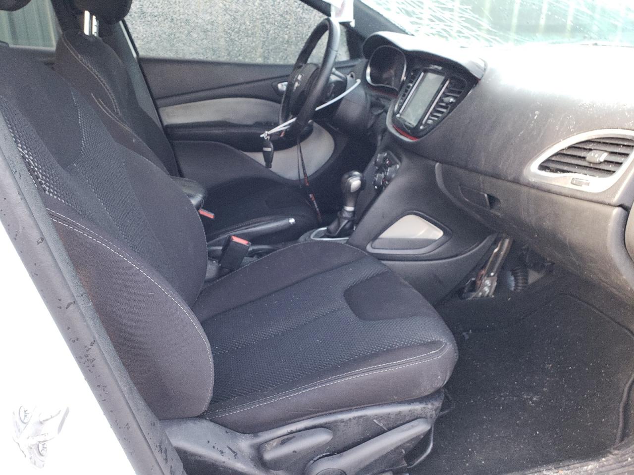 Photo 5 from auction – 2015 DODGE DART SXT with VIN 1C3CDFBB7FD126574