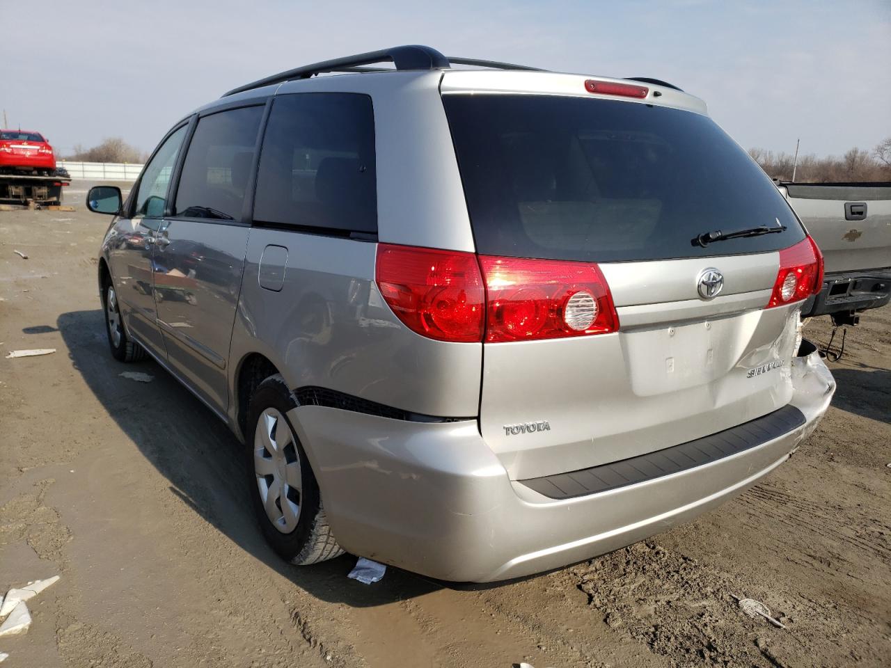 Photo 3 from auction – 2007 TOYOTA SIENNA CE with VIN 5TDZK23C07S035261