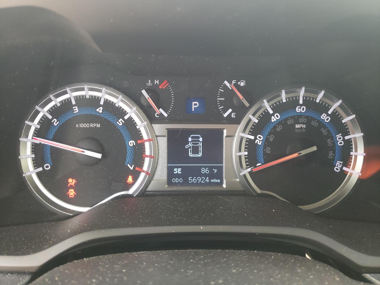 Photo 8 from auction – 2018 TOYOTA 4RUNNER SR with VIN JTEBU5JR7J5528707