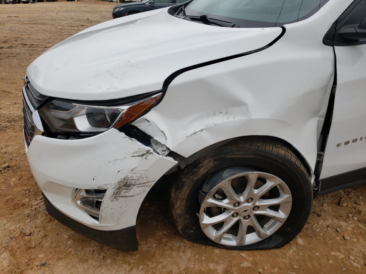 Photo 9 from auction – 2018 CHEVROLET EQUINOX LS with VIN 2GNAXHEV1J6201165