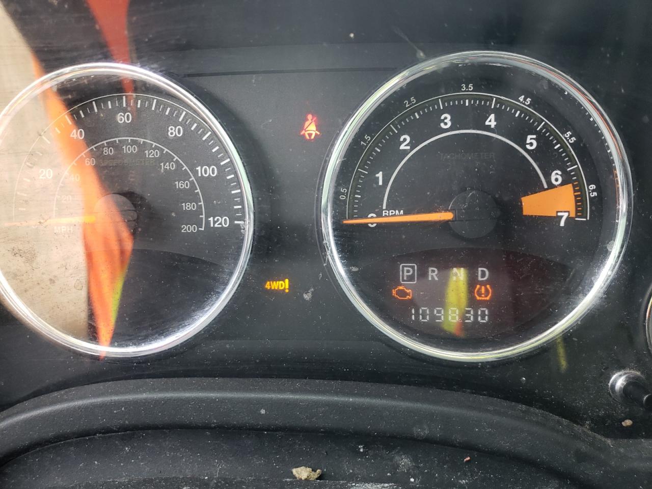 Photo 8 from auction – 2015 JEEP COMPASS LA with VIN 1C4NJDEB1FD217918