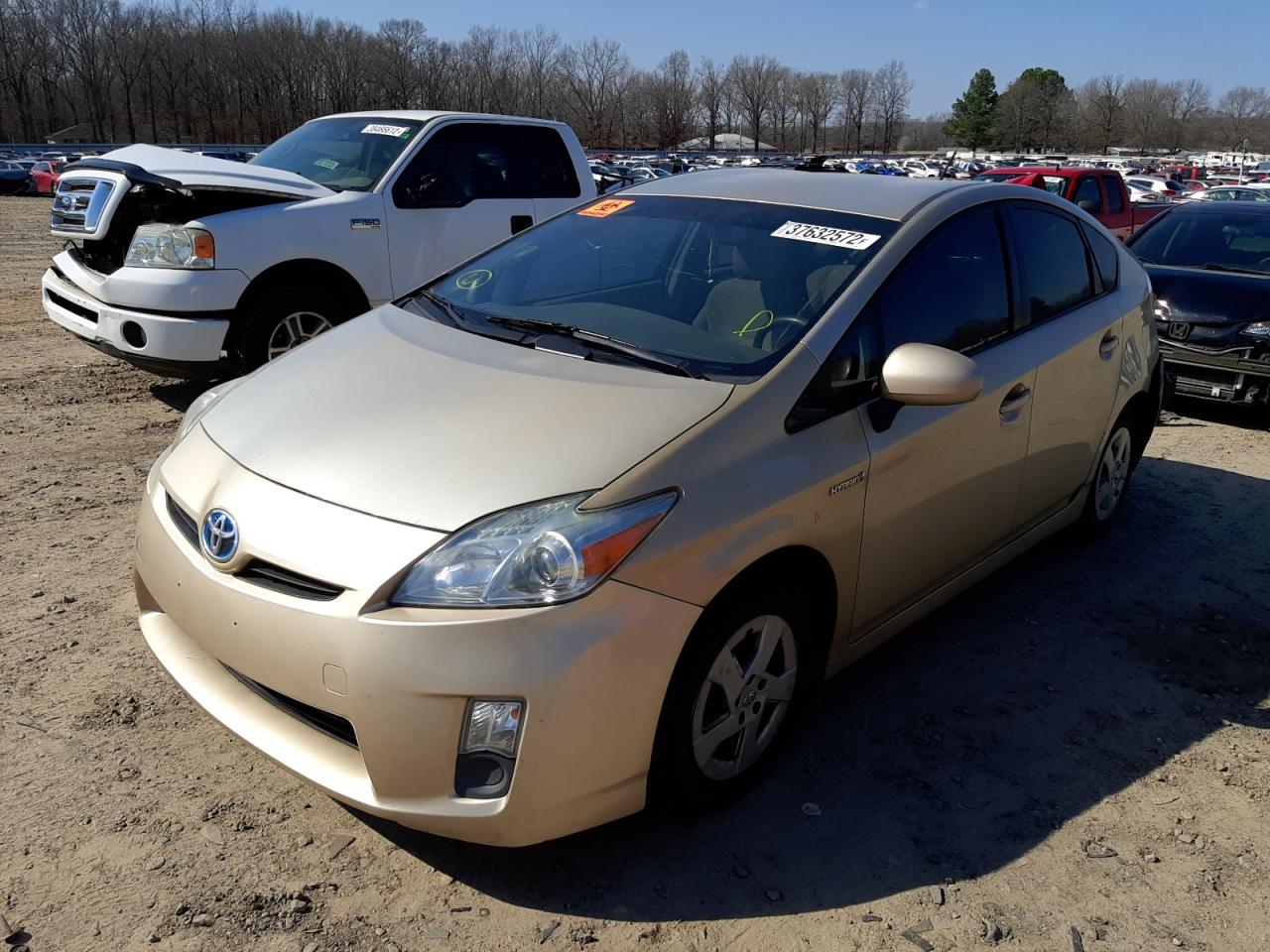 Photo 2 from auction – 2011 TOYOTA PRIUS with VIN JTDKN3DU8B0252090