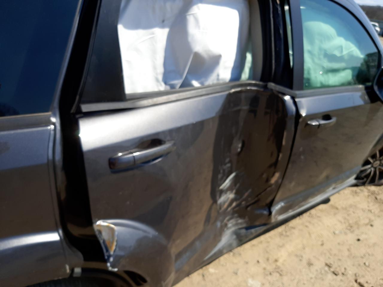 Photo 9 from auction – 2018 DODGE JOURNEY SE with VIN 3C4PDCAB5JT216547