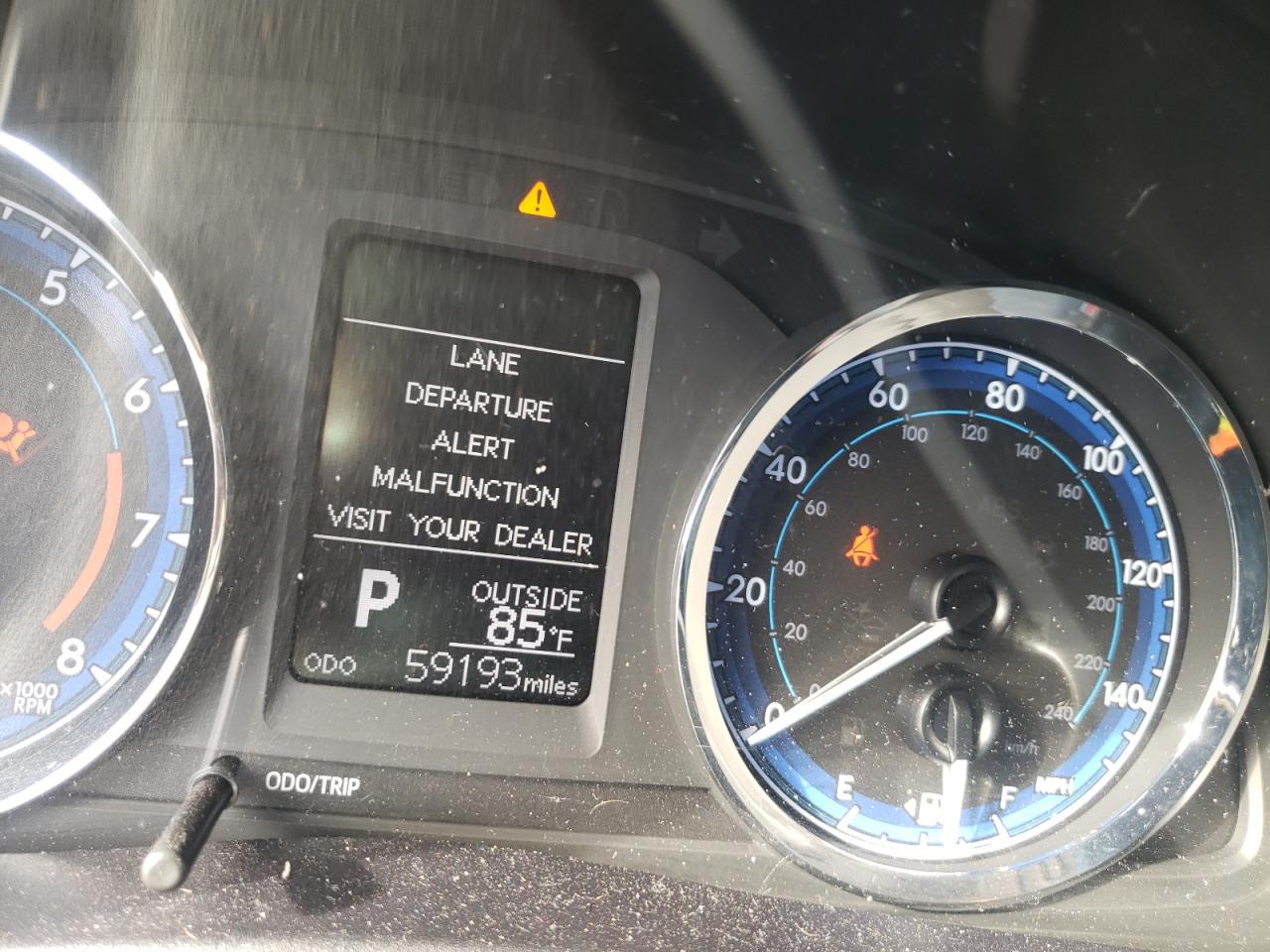 Photo 8 from auction – 2018 TOYOTA COROLLA L with VIN 2T1BURHE9JC997444