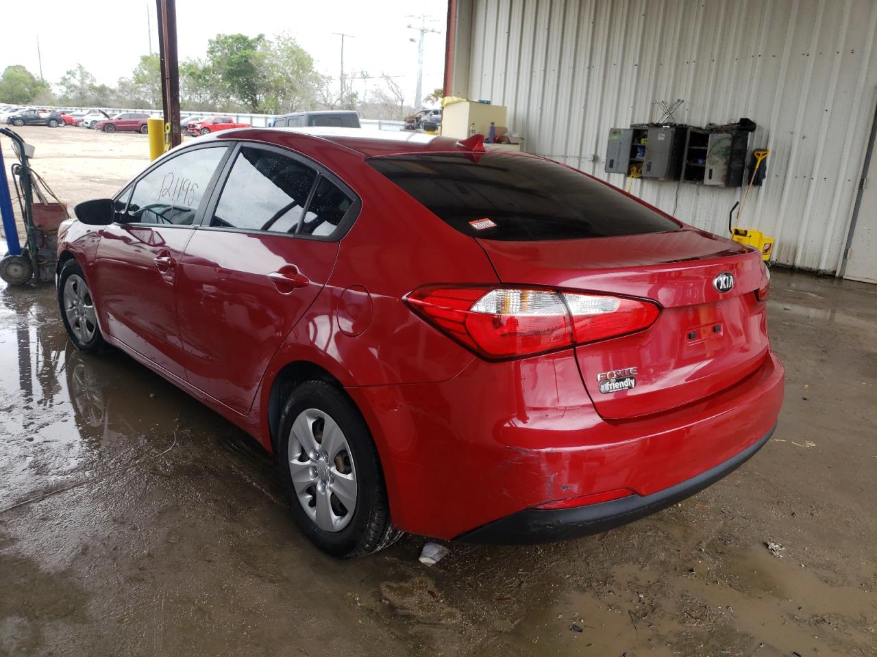 Photo 3 from auction – 2016 KIA FORTE LX with VIN KNAFK4A61G5601510