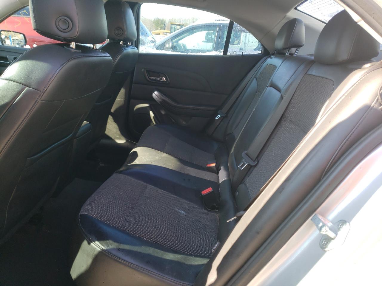 Photo 6 from auction – 2014 CHEVROLET MALIBU 1LT with VIN 1G11C5SL3EF230015