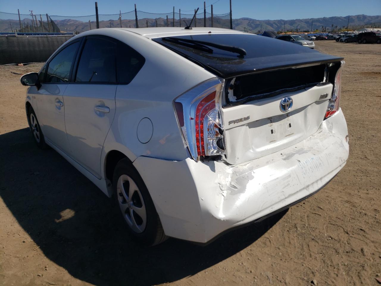 Photo 3 from auction – 2015 TOYOTA PRIUS with VIN JTDKN3DU4F0483932