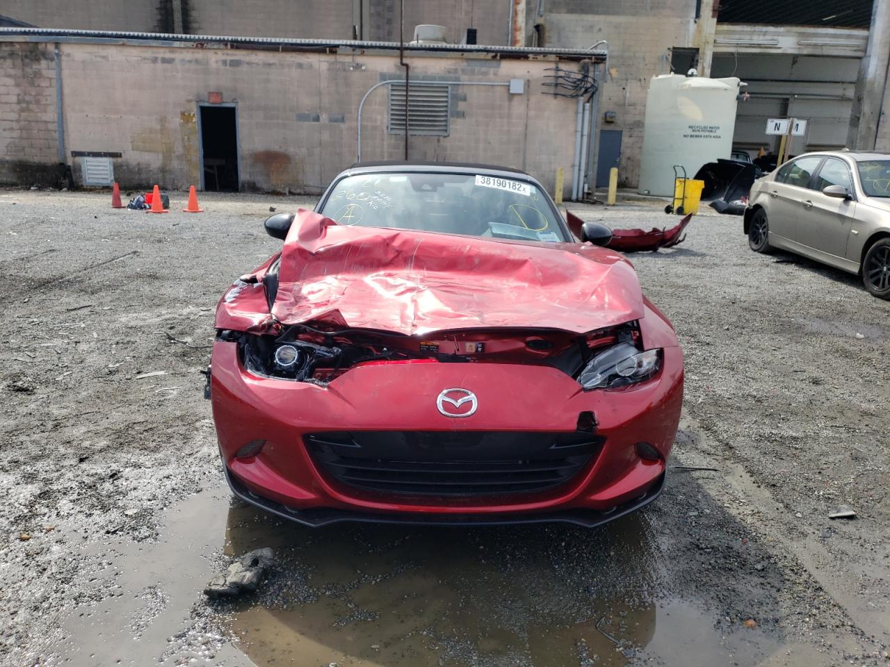 Photo 9 from auction – 2021 MAZDA MX-5 MIATA with VIN JM1NDAC72M0456712