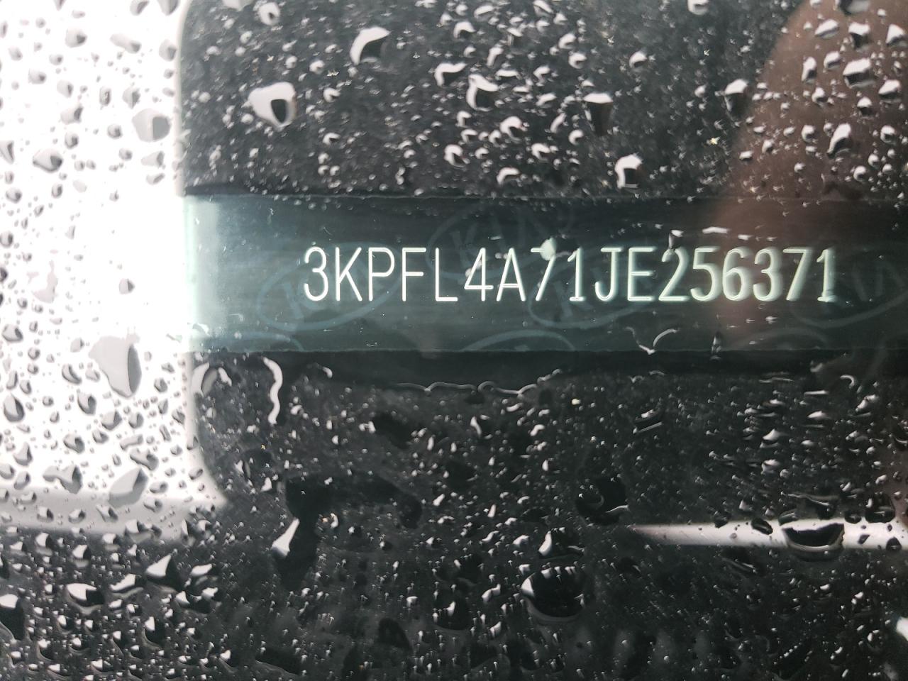 Photo 10 from auction – 2018 KIA FORTE with VIN 3KPFL4A71JE256371