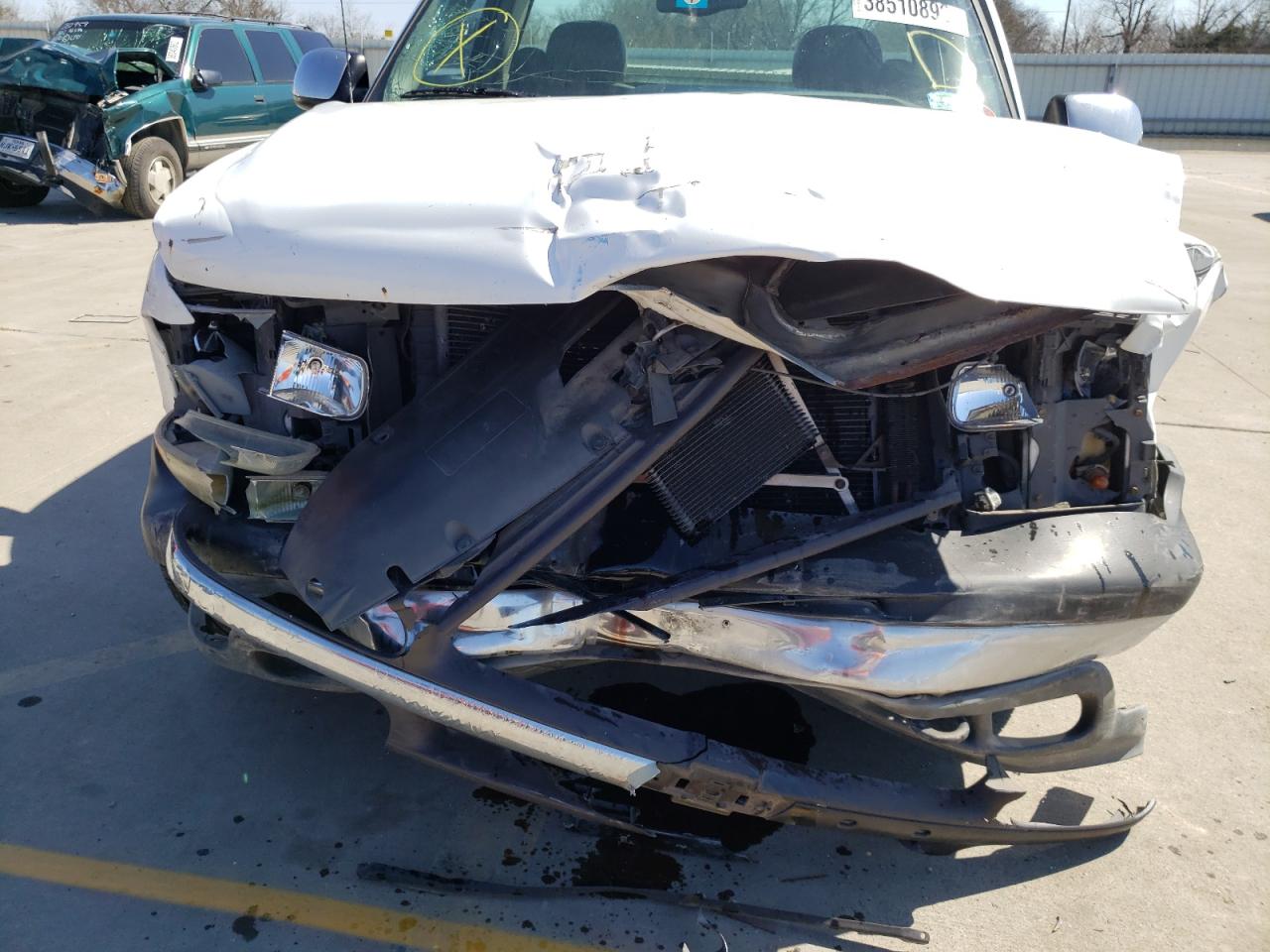 Photo 9 from auction – 1999 CHEVROLET SILVERADO with VIN 1GCEC14T3XZ115673