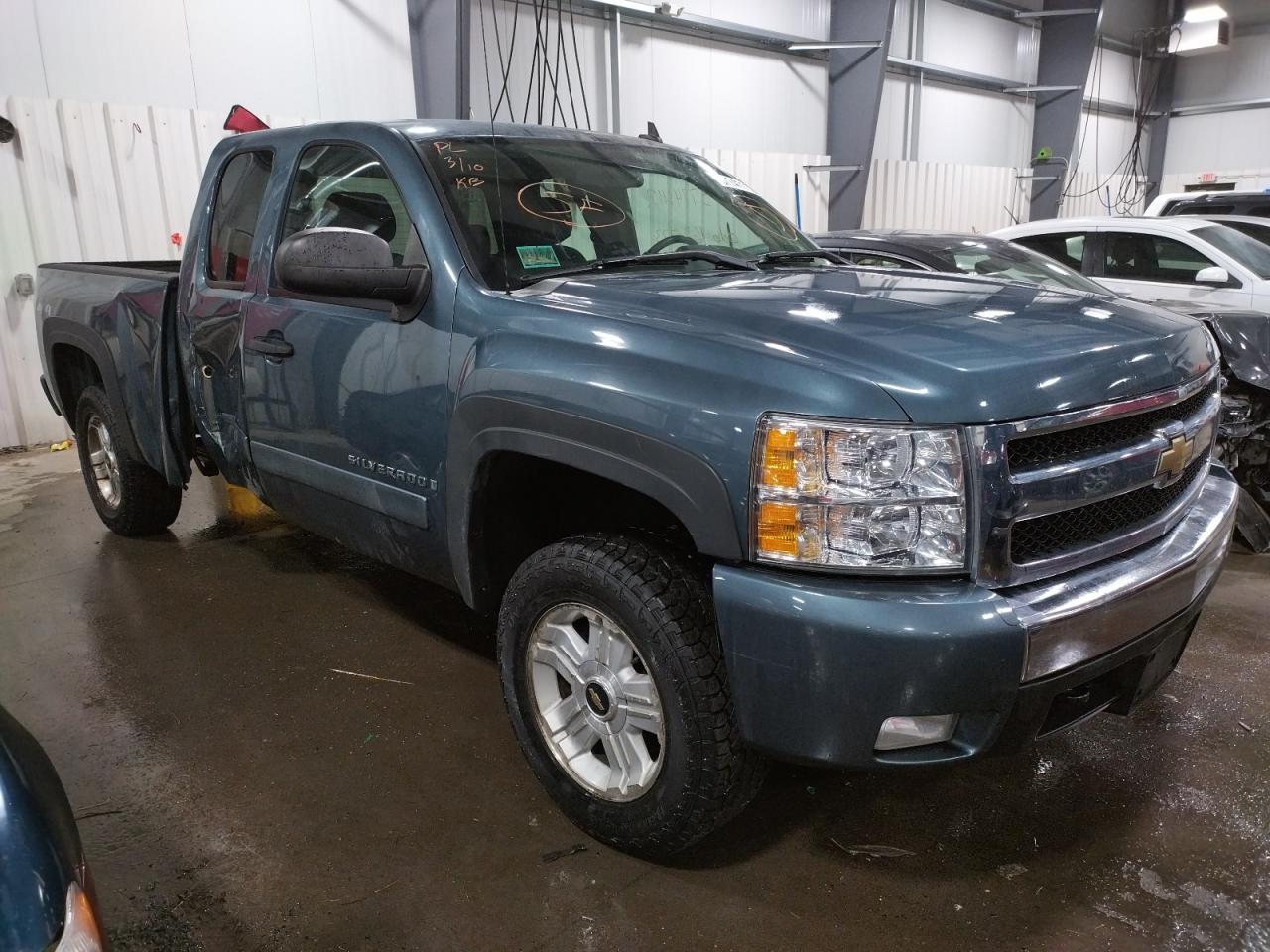 CHEVROLET SILVERADO 2008 with VIN 1GCEK19018Z212373 - Photo from auction