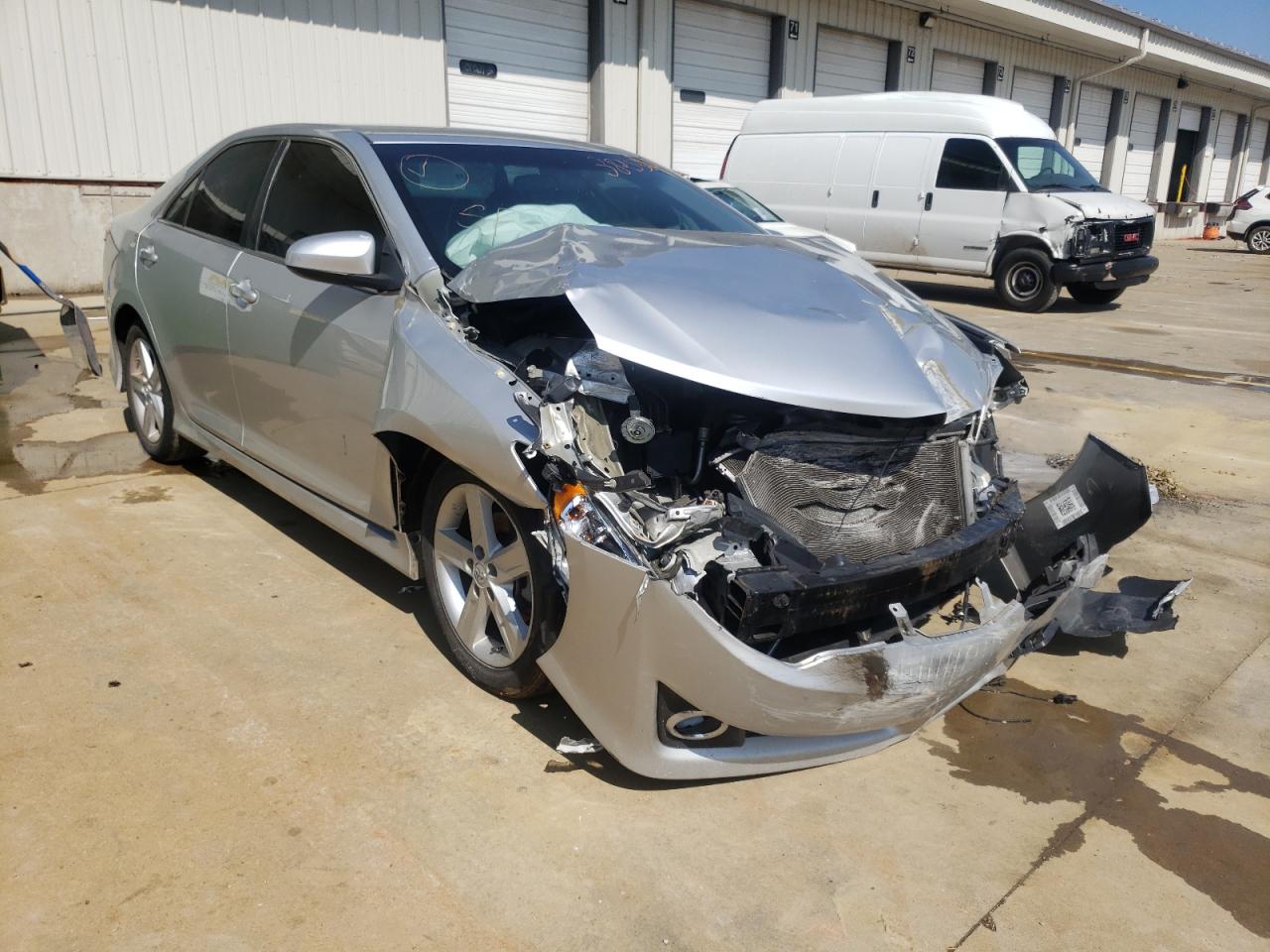 Photo 1 from auction – 2014 TOYOTA CAMRY L with VIN 4T1BF1FK7EU781228
