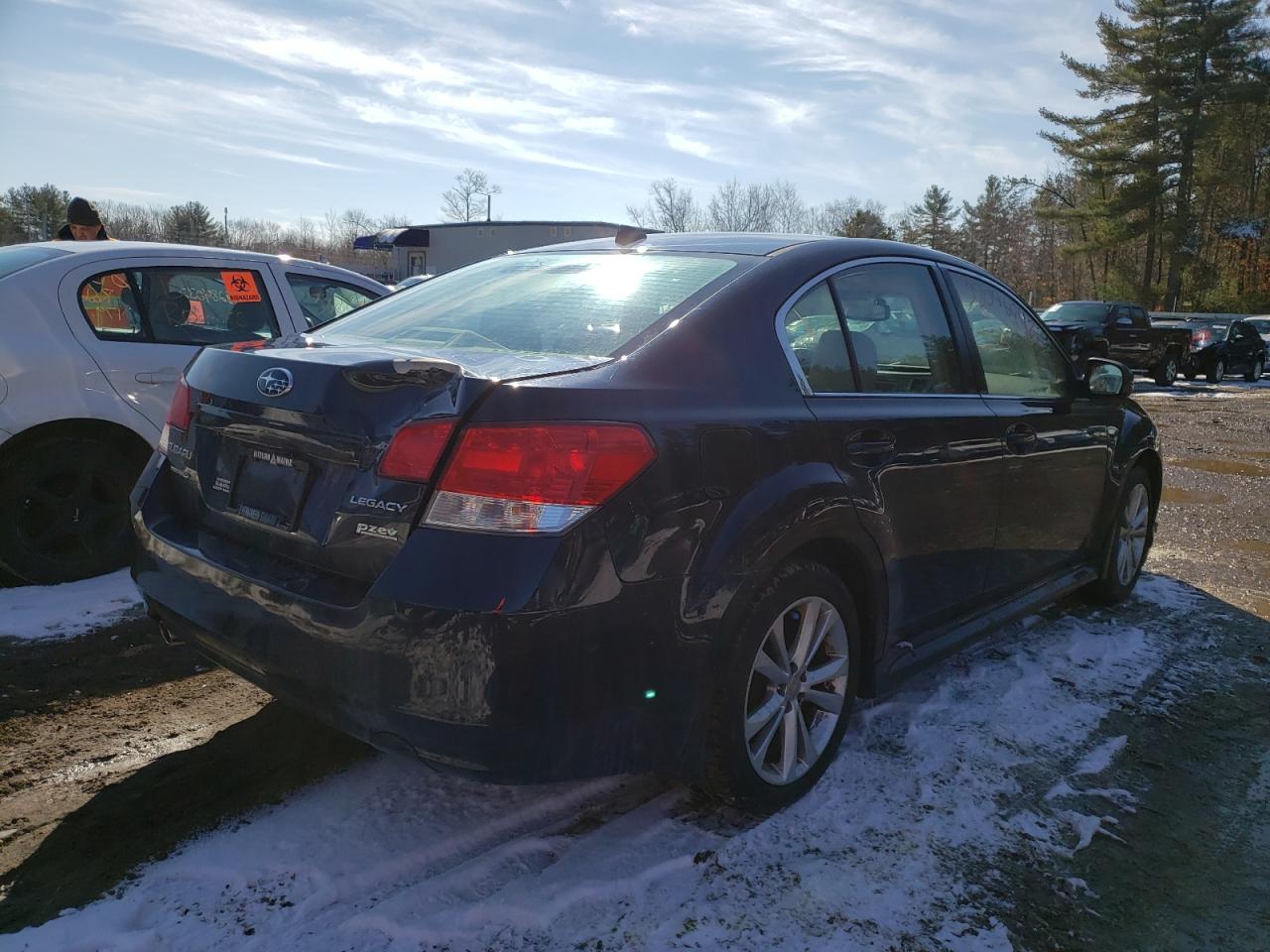 Photo 4 from auction – 2014 SUBARU LEGACY 2.5 with VIN 4S3BMBC63E3013534