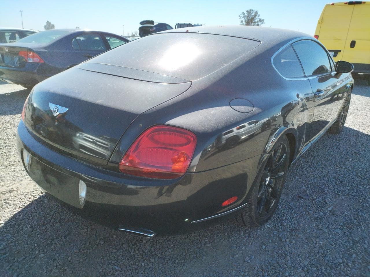 Photo 4 from auction – 2004 BENTLEY CONTINENTA with VIN SCBCR63W44C021012