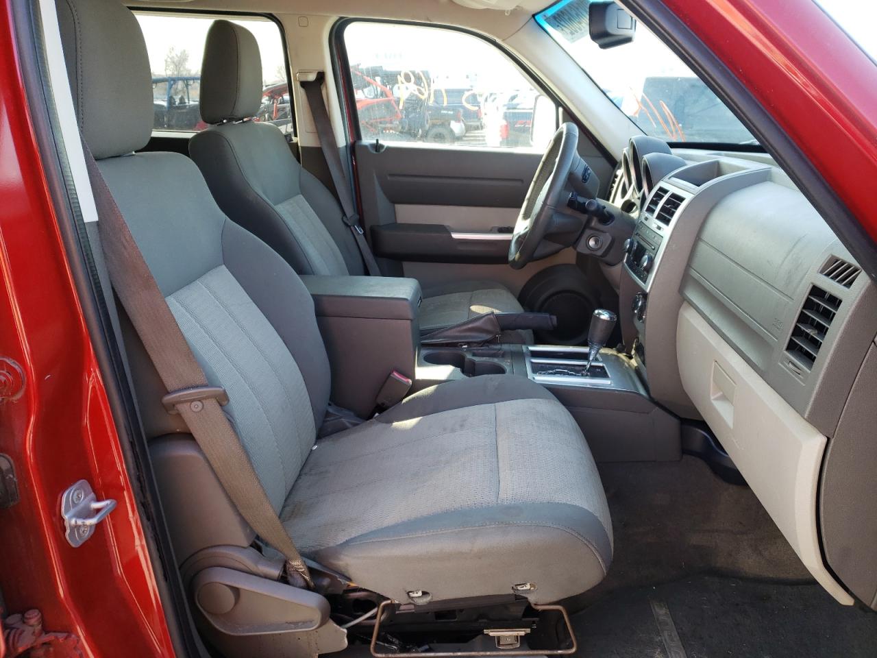 Photo 5 from auction – 2008 DODGE NITRO SLT with VIN 1D8GT58K18W100935