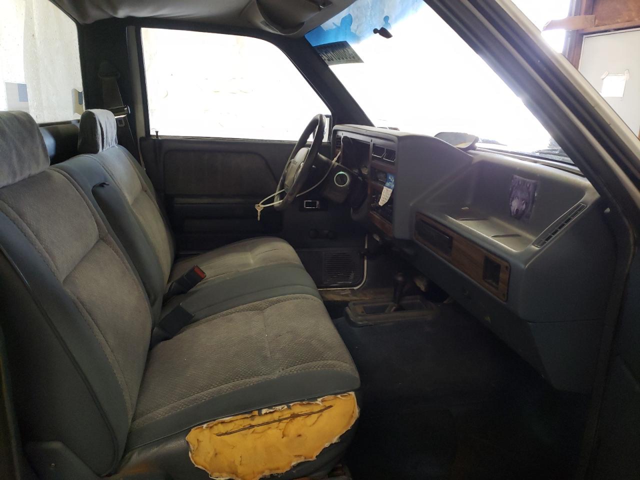Photo 5 from auction – 1996 DODGE DAKOTA with VIN 1B7GG26XXTS554729