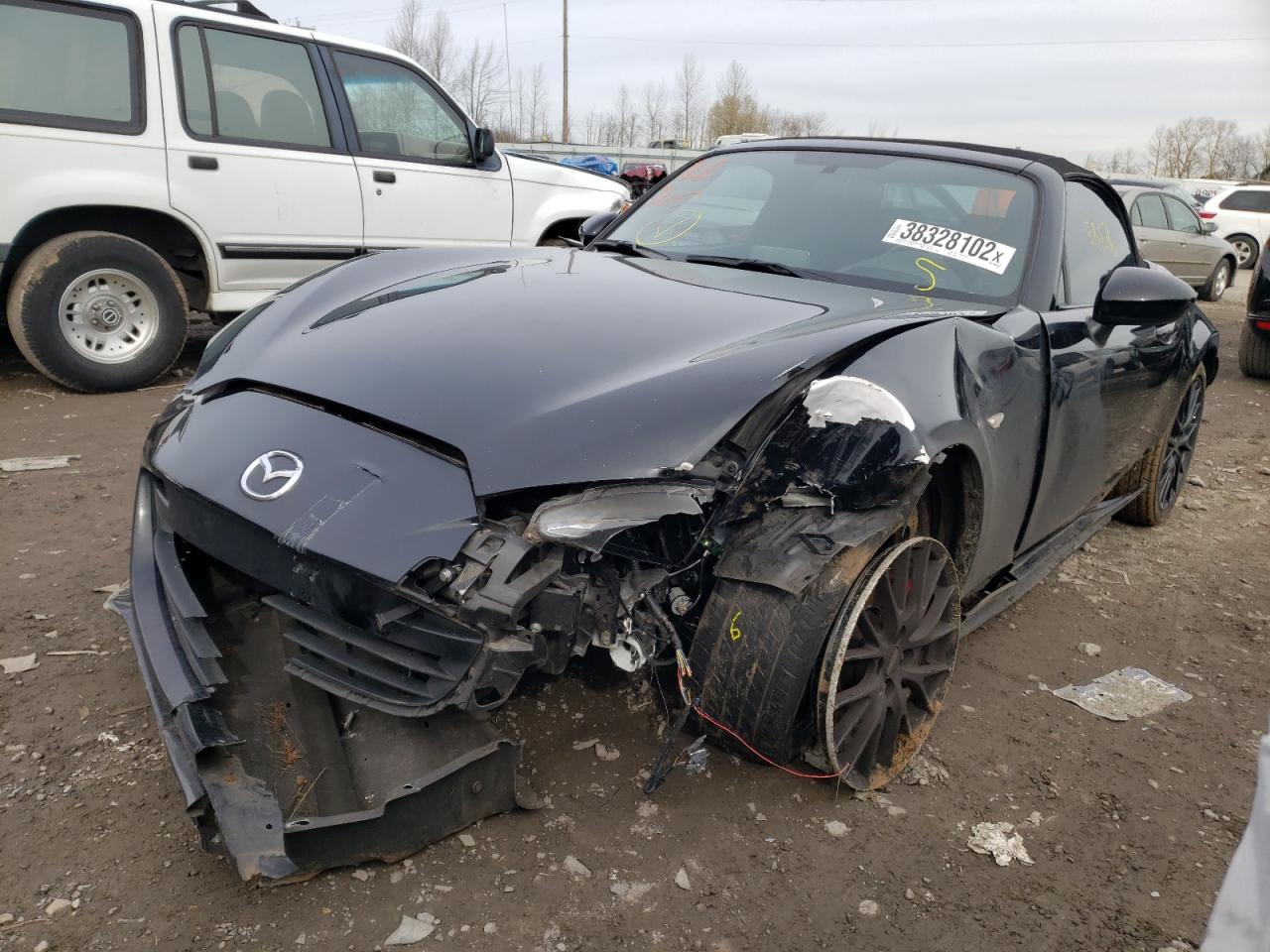 Photo 2 from auction – 2016 MAZDA MX-5 MIATA with VIN JM1NDAC75G0111002