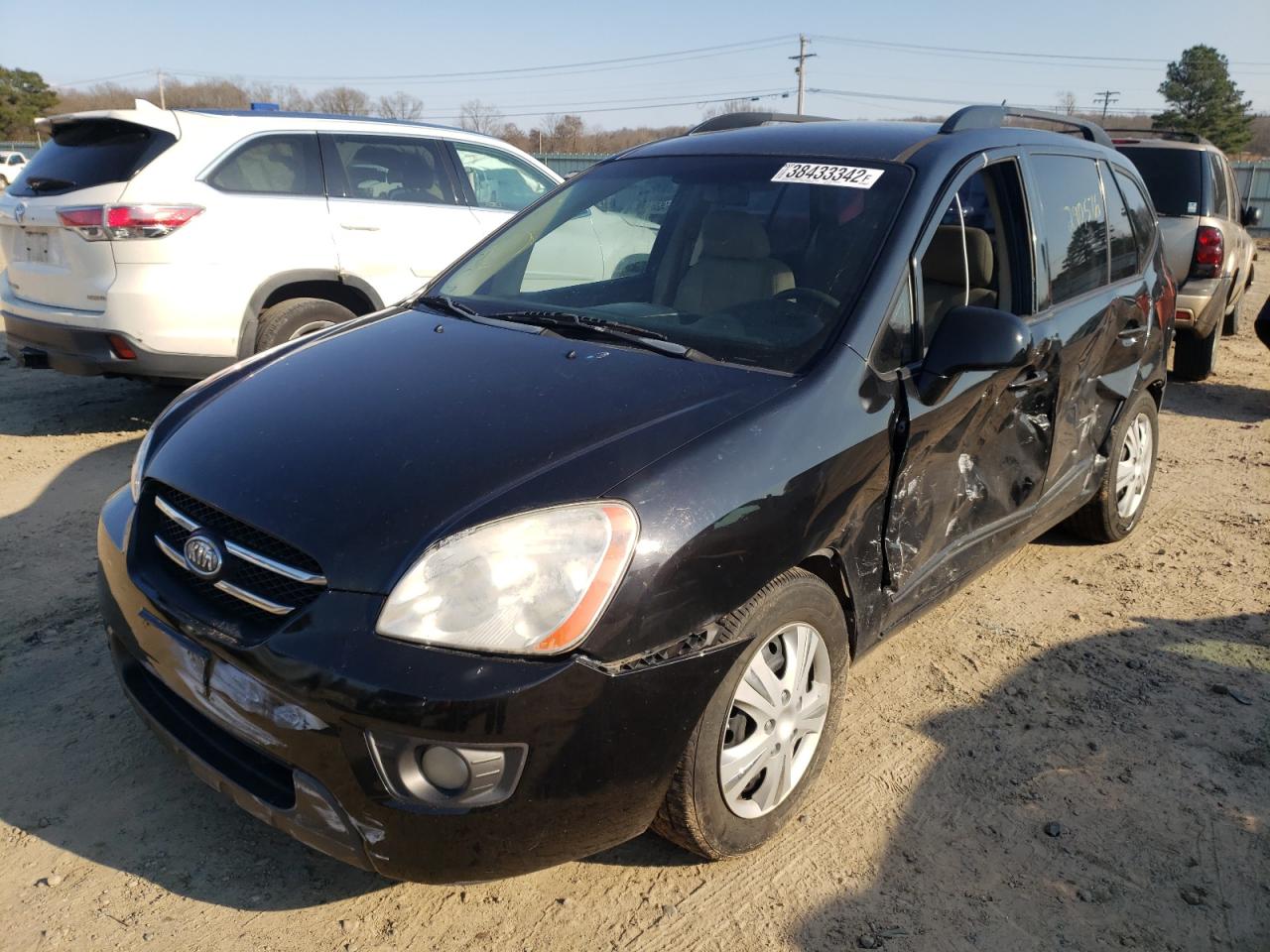 Photo 2 from auction – 2009 KIA RONDO BASE with VIN KNAFG528497238330