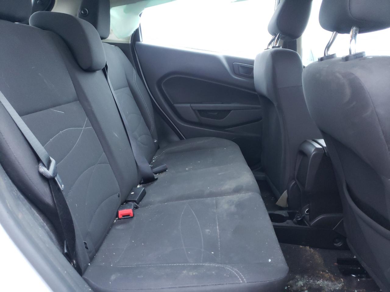Photo 6 from auction – 2018 FORD FIESTA SE with VIN 3FADP4EJ2JM112552