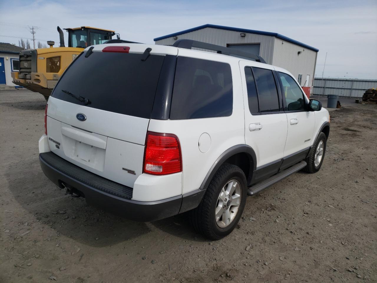Photo 4 from auction – 2005 FORD EXPLORER X with VIN 1FMZU73K95UB44451