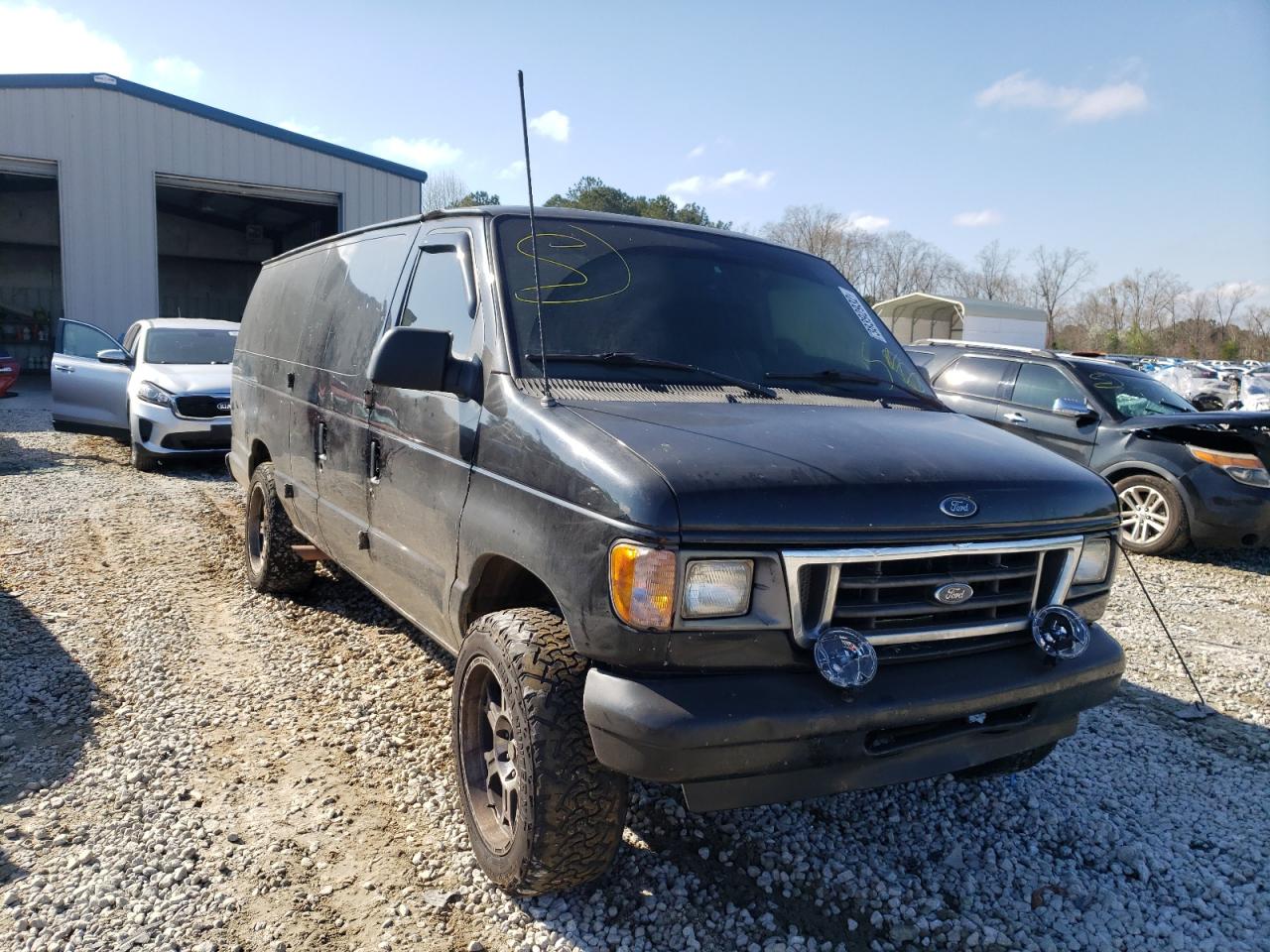 FORD ECONOLINE 2002 with VIN 1FTSS34LX2HA19975 - Photo from auction