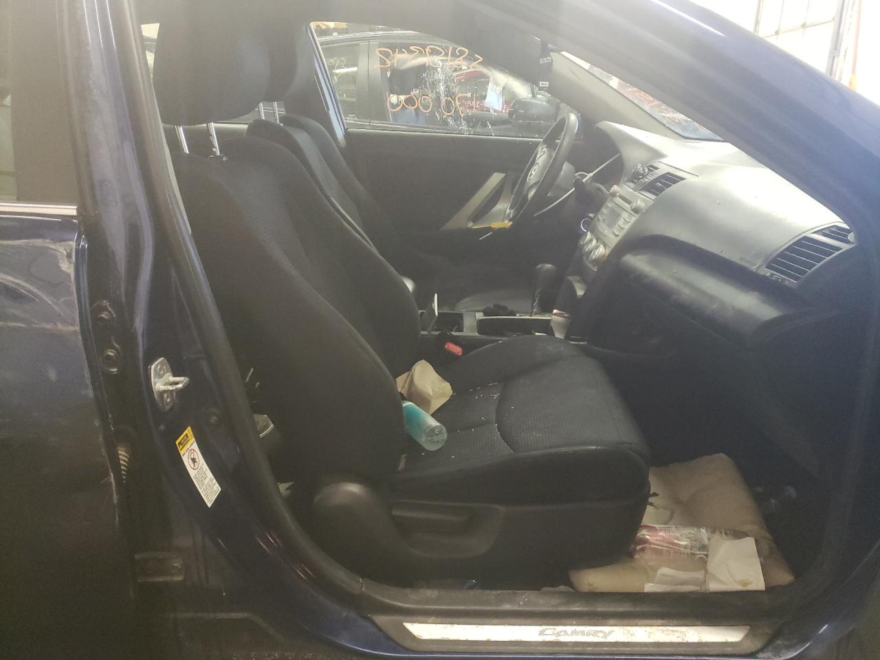 Photo 5 from auction – 2011 TOYOTA CAMRY BASE with VIN 4T1BF3EK5BU741321