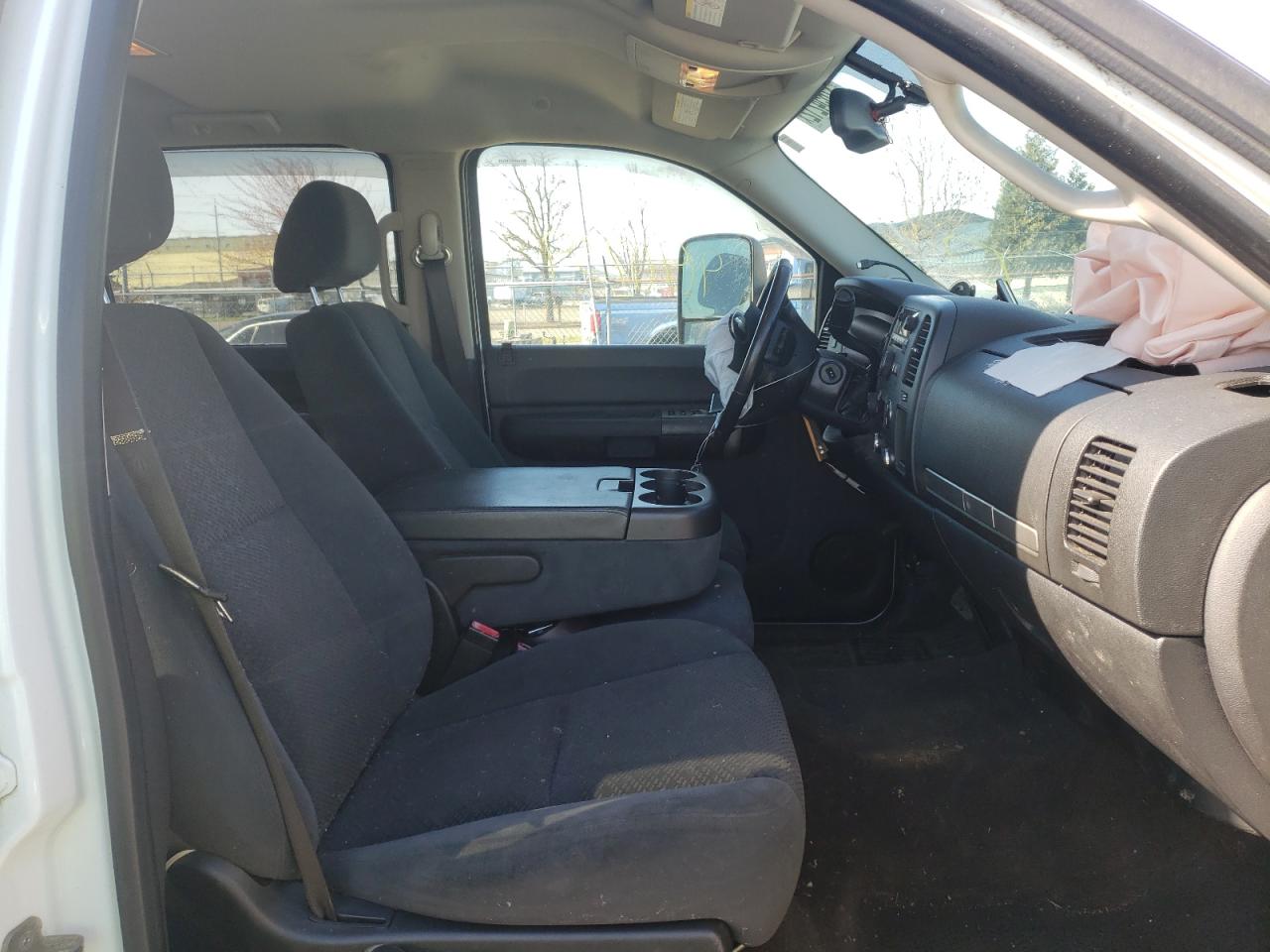 Photo 5 from auction – 2008 CHEVROLET SILVERADO with VIN 1GCHK23618F108130