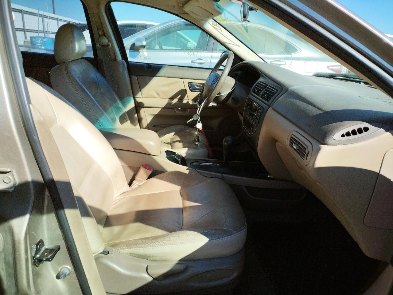 Photo 5 from auction – 2002 FORD TAURUS SEL with VIN 1FAFP56S02G145843