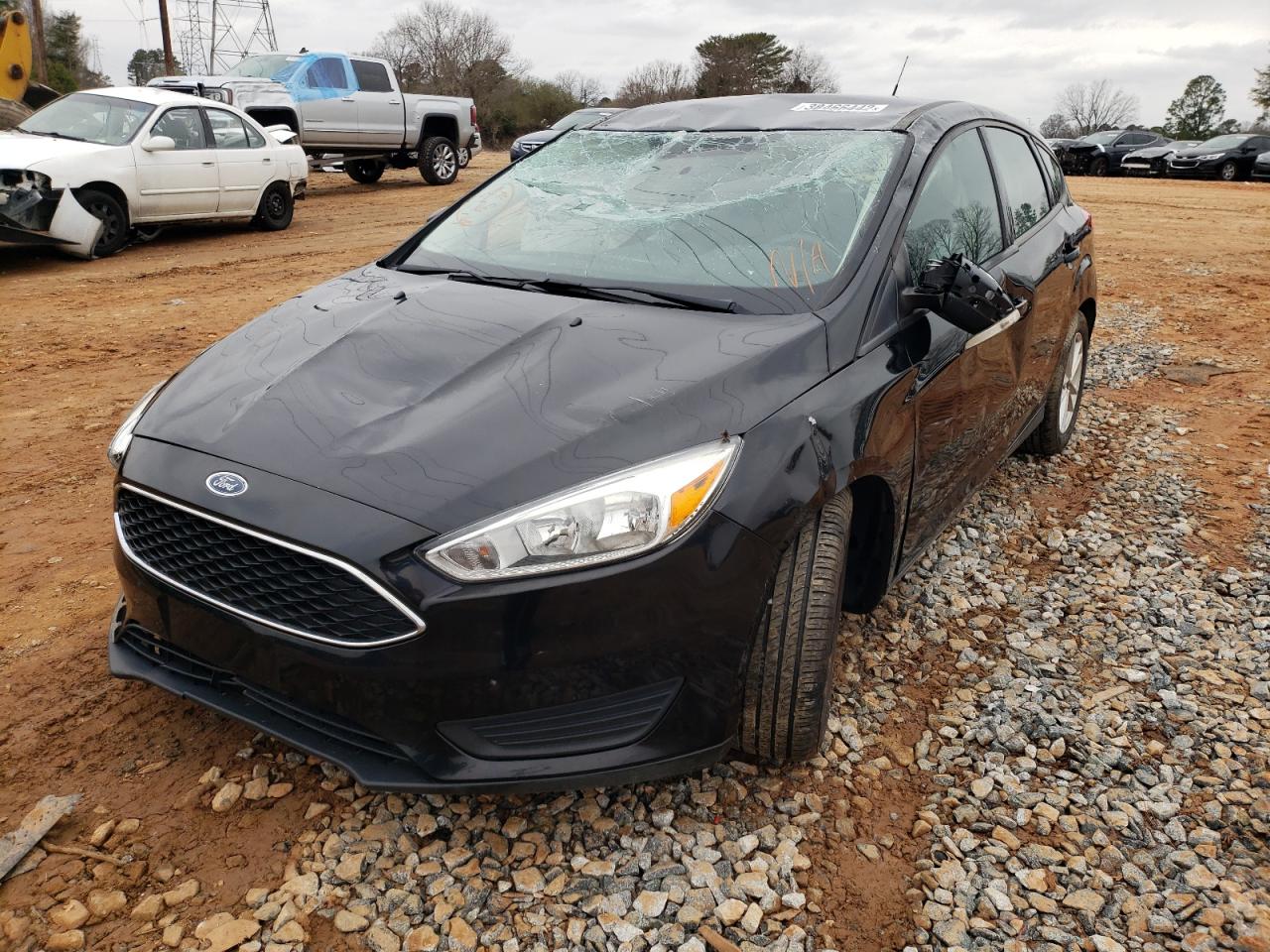 Photo 2 from auction – 2016 FORD FOCUS SE with VIN 1FADP3K24GL355667