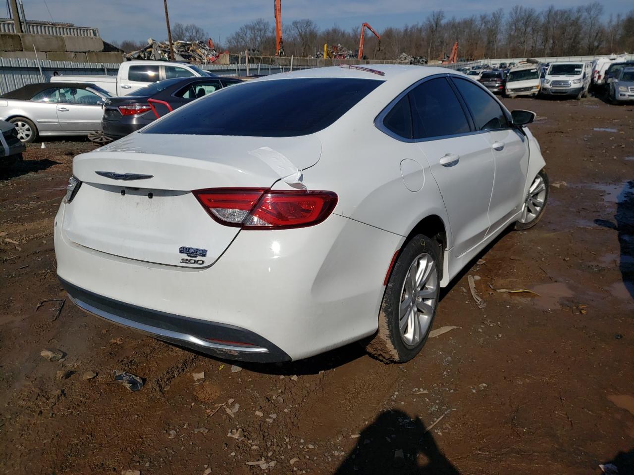 Photo 4 from auction – 2016 CHRYSLER 200 LIMITE with VIN 1C3CCCAB2GN170156