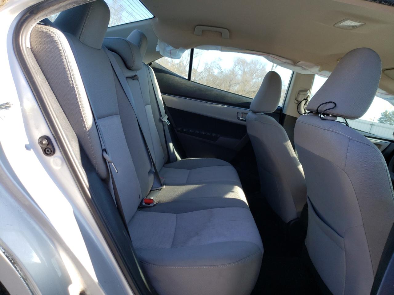 Photo 6 from auction – 2015 TOYOTA COROLLA L with VIN 5YFBURHE1FP314644