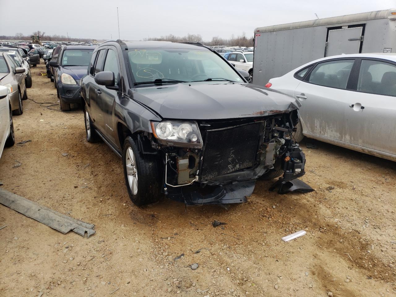 JEEP COMPASS LA 2015 with VIN 1C4NJDEB1FD217918 - Photo from auction