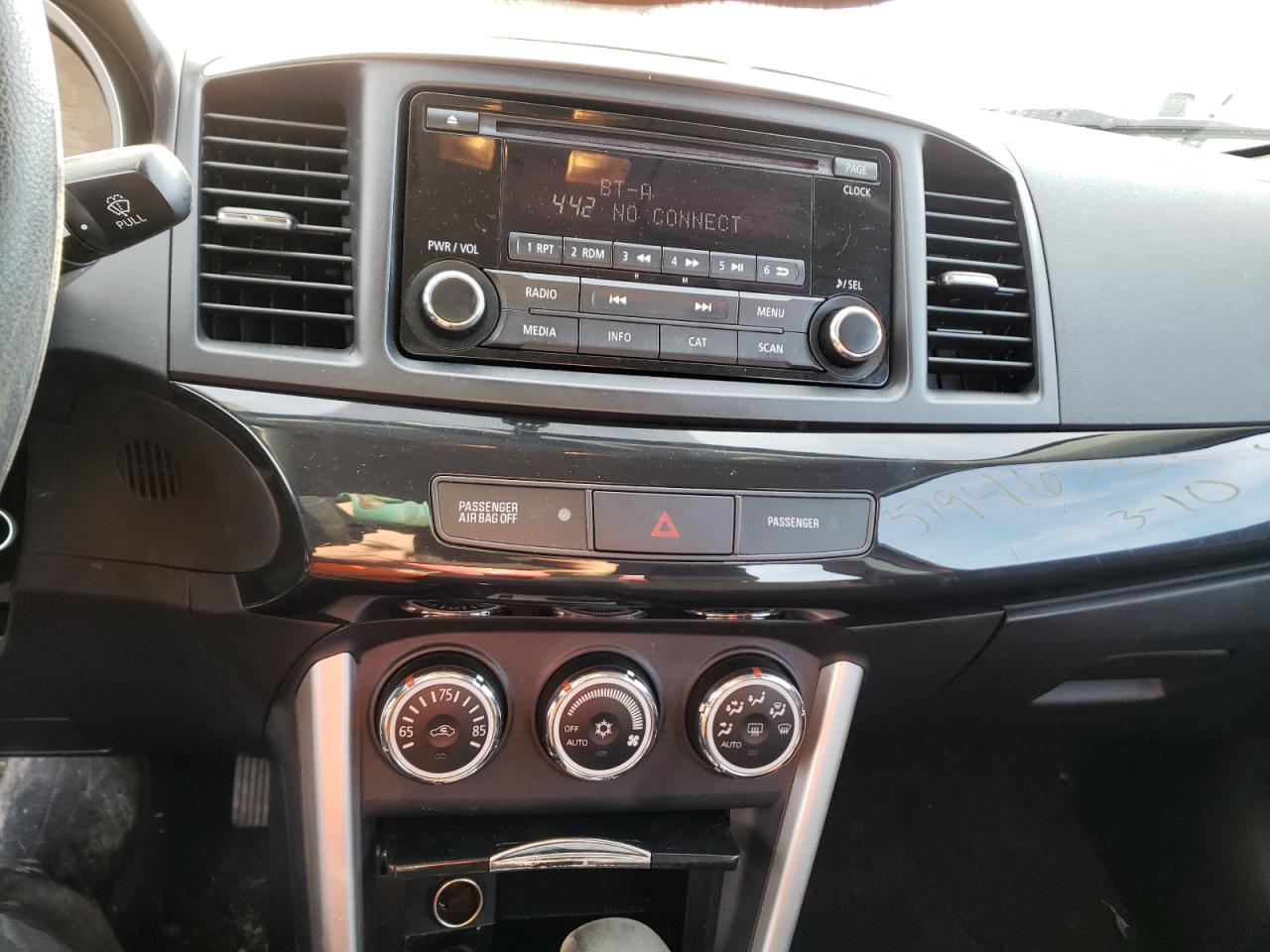 Photo 9 from auction – 2016 MITSUBISHI LANCER ES with VIN JA32V2FW4GU003454